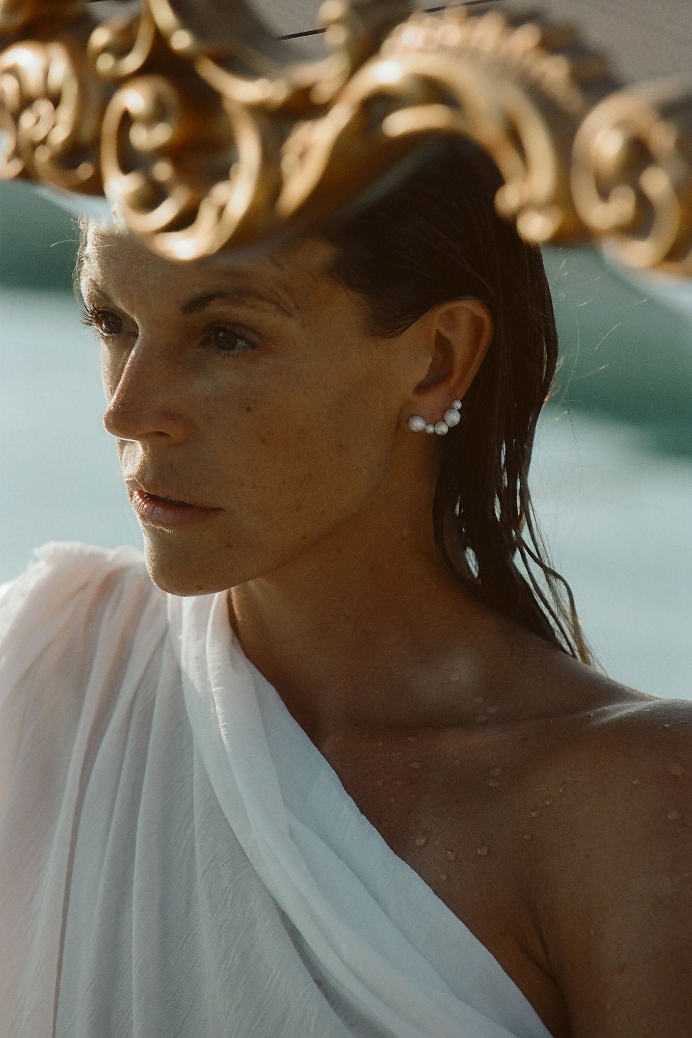 Bridal pearl earrings with natural freshwater pearls