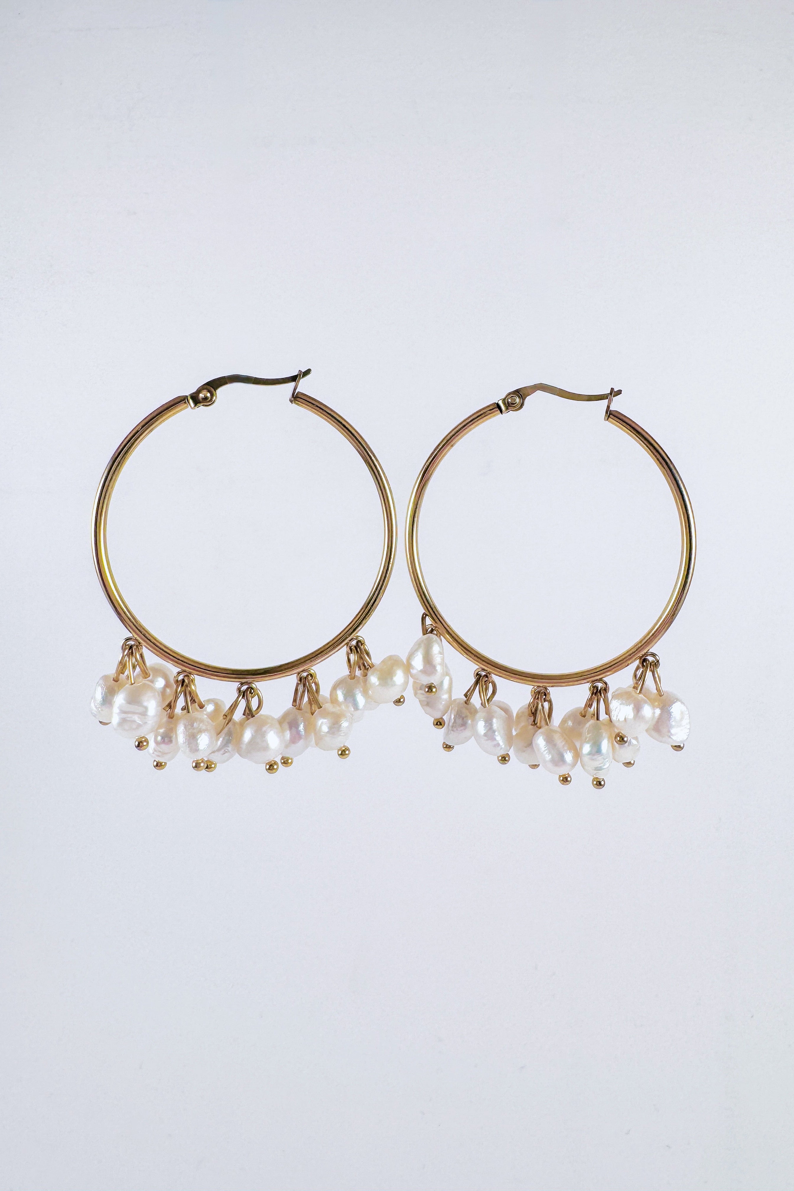 Gold baroque pearl hoop earrings – natural freshwater pearls, handmade jewelry.