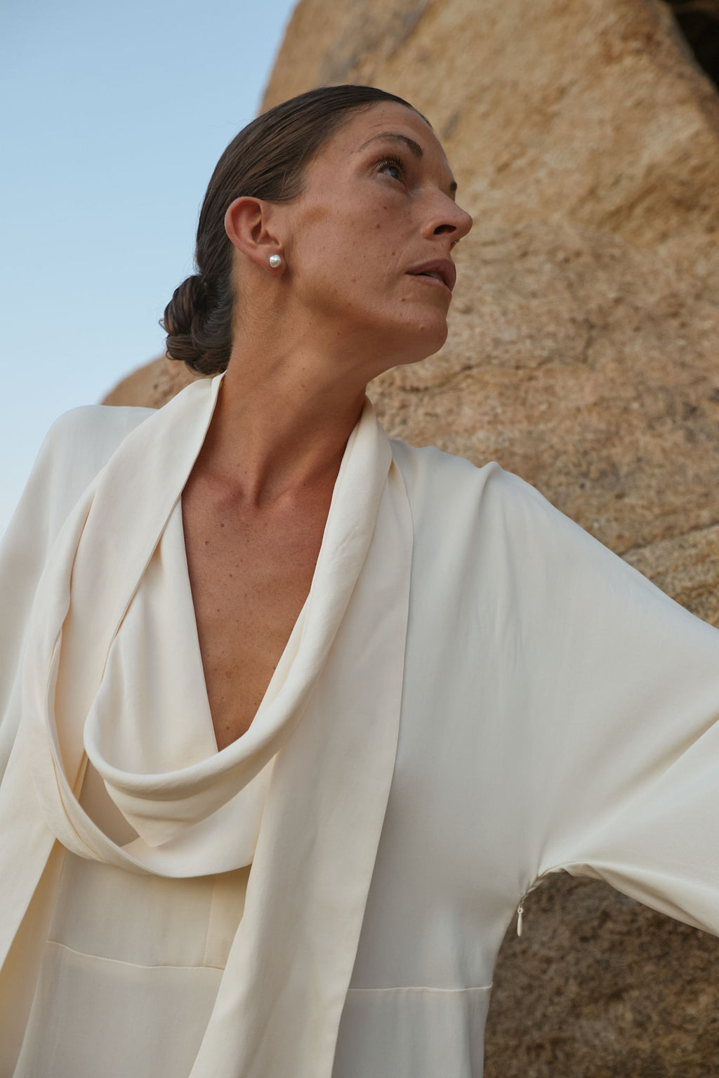 KESHI PEARL STUD EARRINGS