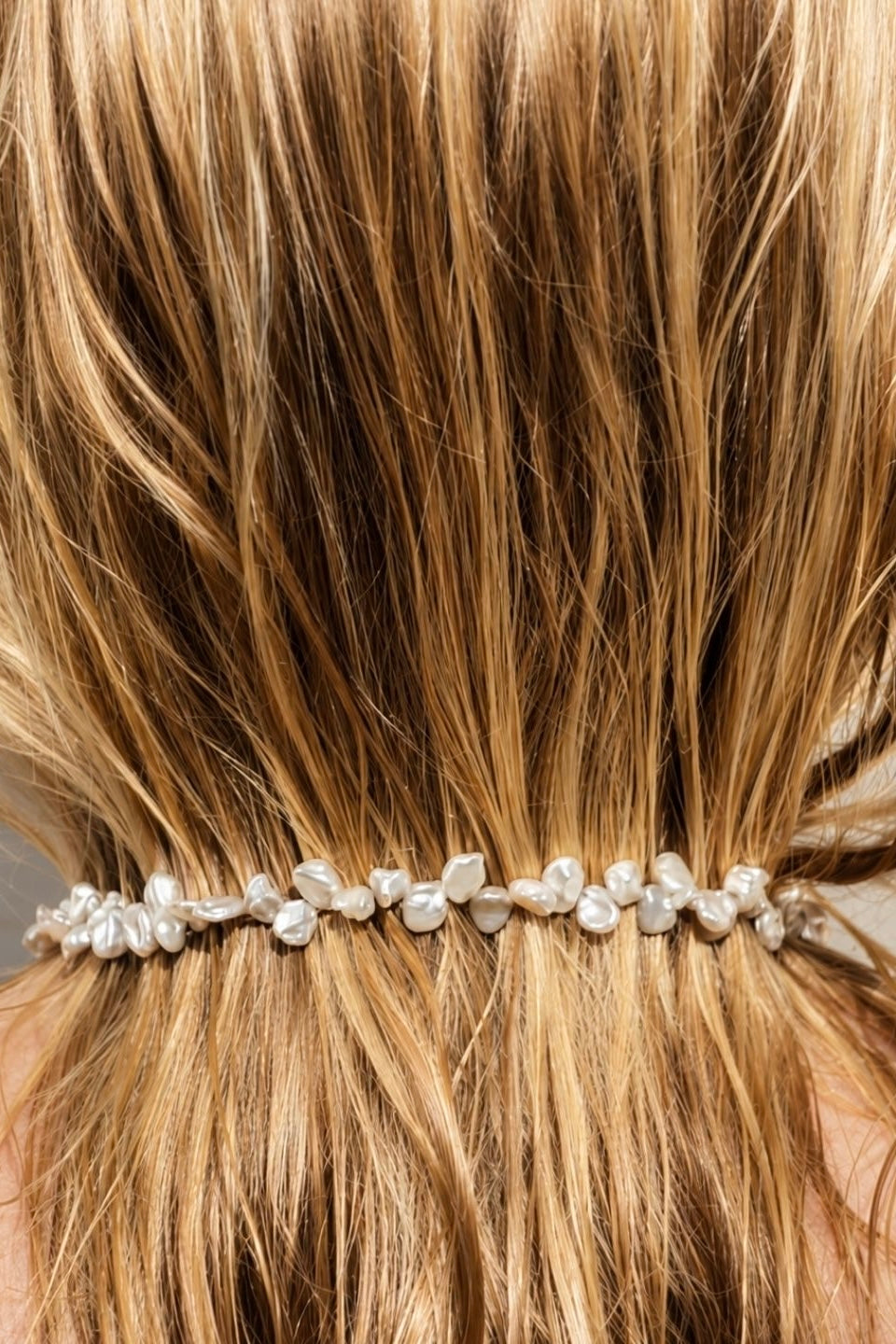 DROP PEARL NECKLACE