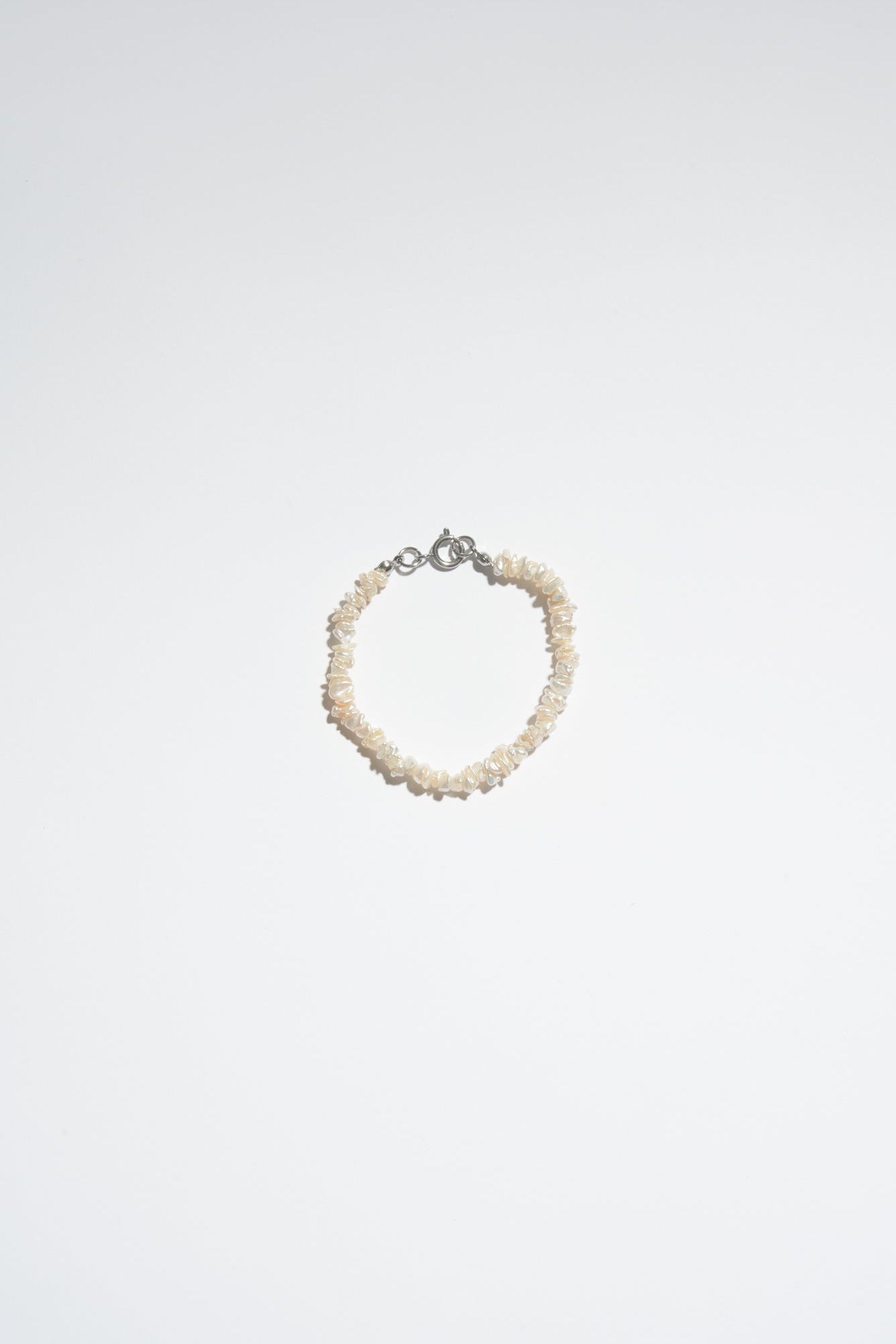 WHITE KESHI PEARL BRACELET