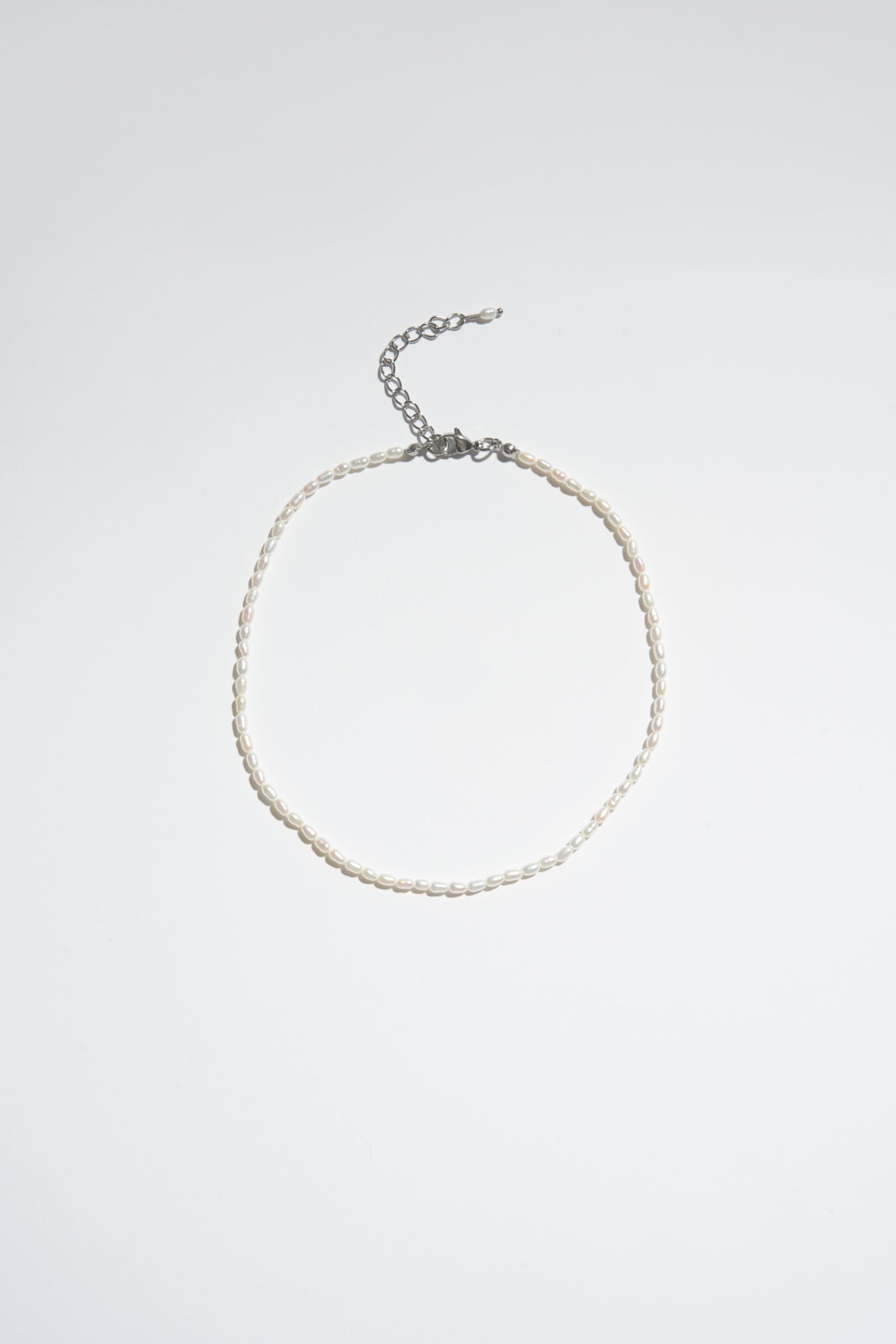 DELICATE PEARL CHOKER NECKLACE