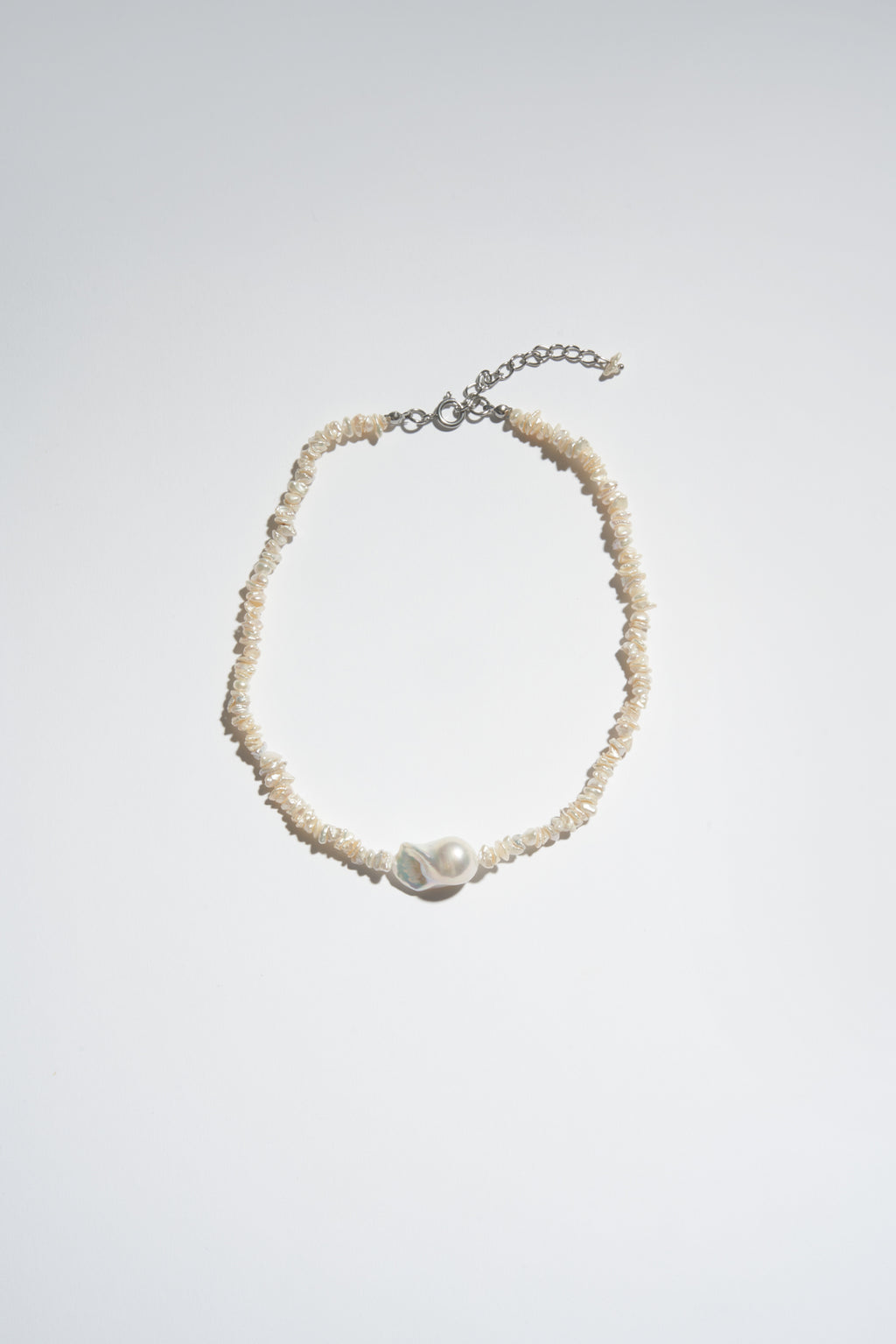 KESHI PEARL NECKLACE WITH BAROQUE PEARL