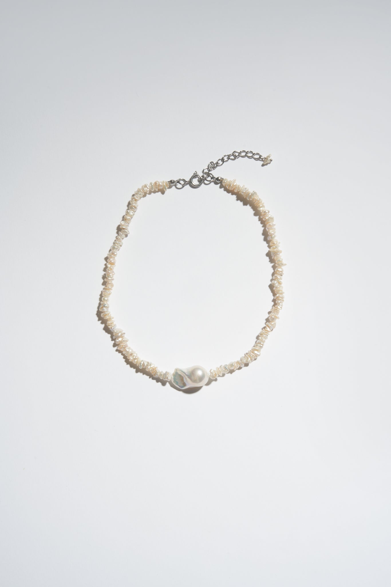 KESHI PEARL NECKLACE WITH BAROQUE PEARL