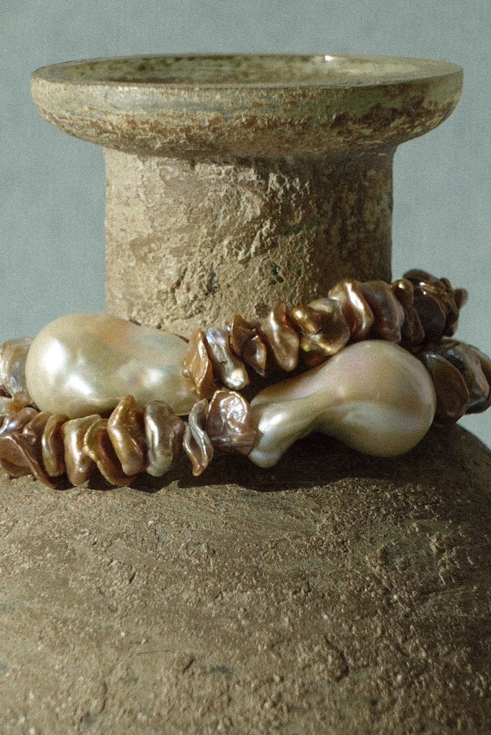 KESHI PEARL NECKLACE