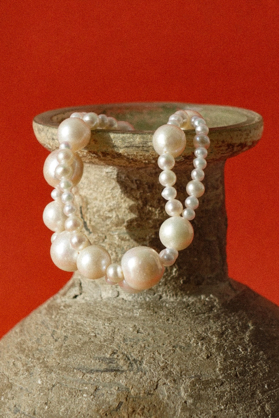 CHAIN AND PEARL NECKLACE