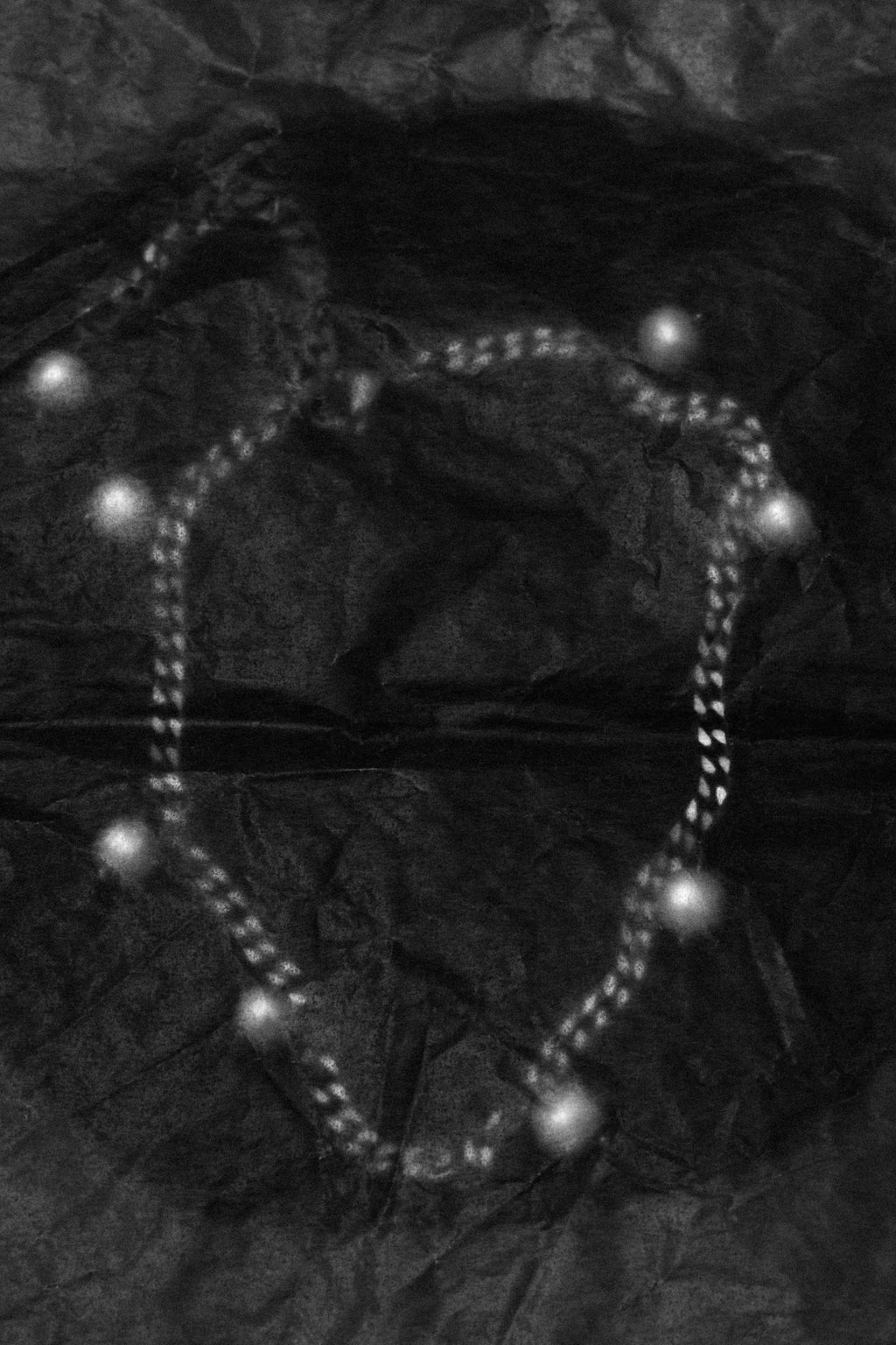 CLASSIC PEARL CHAIN CHOKER NECKLACE